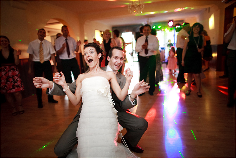 Fotografia ślubna reportaż taniec