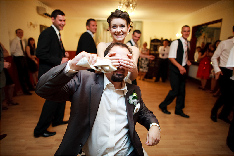 Fotografia ślubna reportaż oczepiny